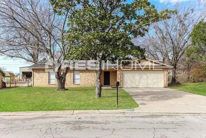 Pet-Friendly Smart Home for Rent Available March 27, 2025