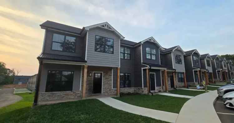 Luxury Townhouse for Rent Near Liberty University