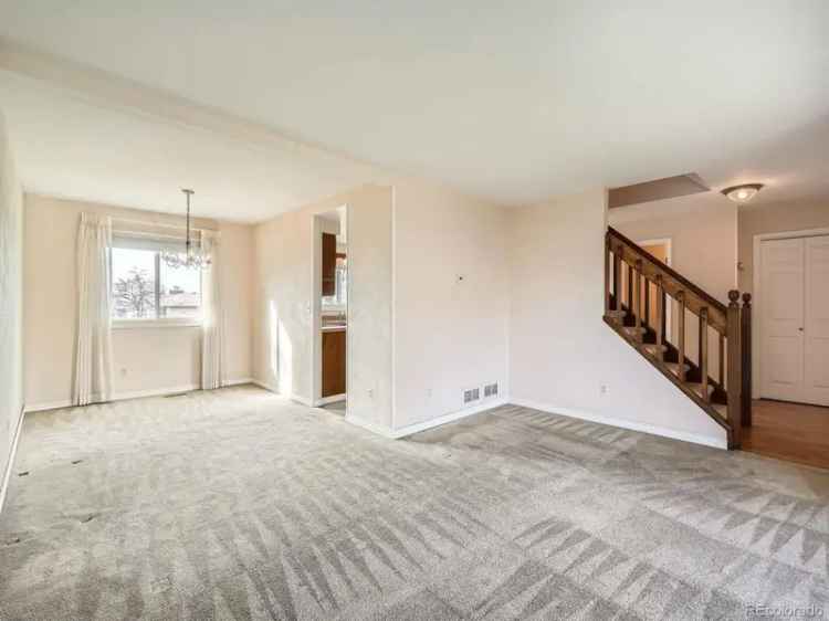 Single-family house For Sale in 8897, Wagner Lane, Westminster, Colorado