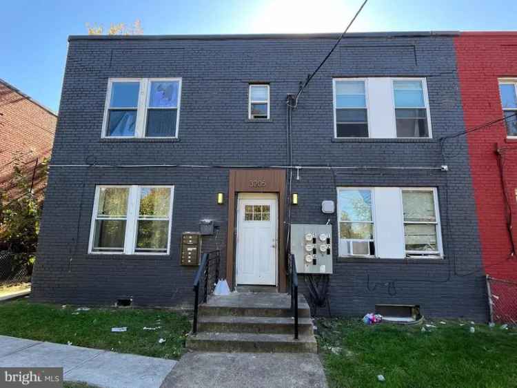 Multi-family house For Sale in 3205, D Street Southeast, Washington, District of Columbia