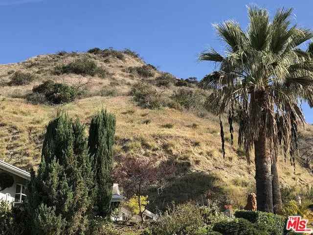 Land For Sale in Glendale, California