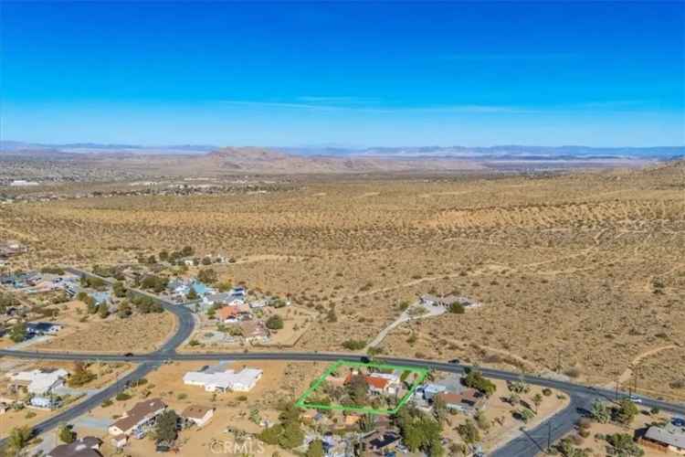 Single-family house For Sale in 8318, Palomar Avenue, Yucca Valley, California