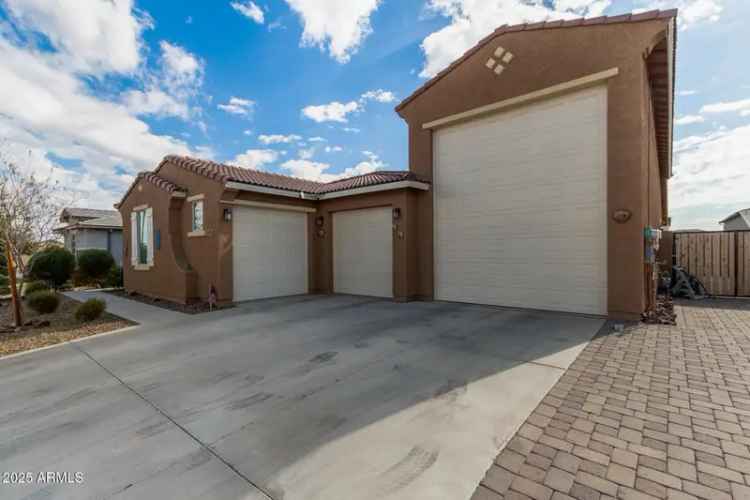 Single-family house For Sale in 14353, West Ventura Street, Surprise, Arizona