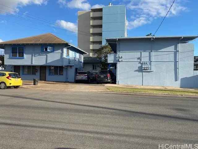 Multi-family house For Sale in 2831, Winam Avenue, Honolulu, Hawaii