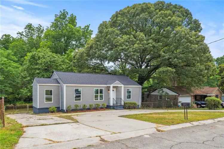 Single-family house For Sale in 819, Norwood Road Southeast, Atlanta, Georgia