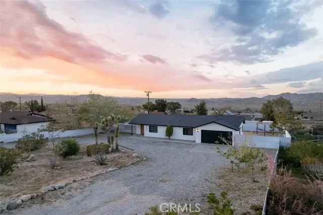 Single-family house For Sale in Joshua Tree, California