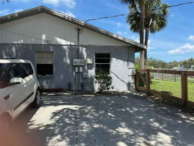 Multi-family house For Sale in 2381, Leon Avenue, Sarasota, Florida