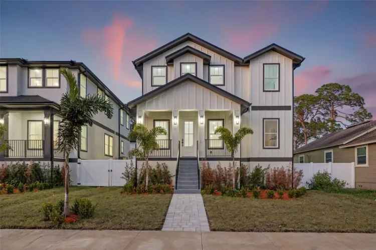 Single-family house For Sale in 125, 48th Avenue North, Saint Petersburg, Florida