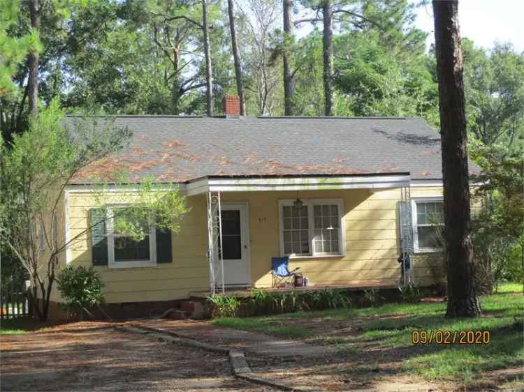 Single-family house For Sale in 917, 9th Avenue, Albany, Georgia