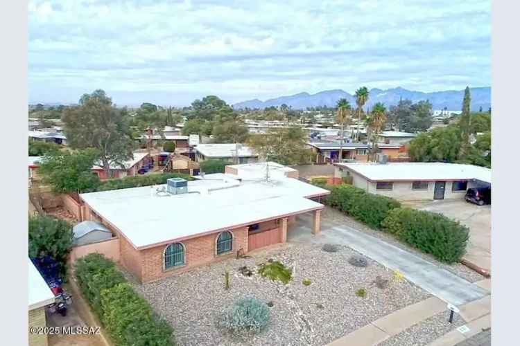 Single-family house For Sale in 3160, South Eastview Avenue, Tucson, Arizona