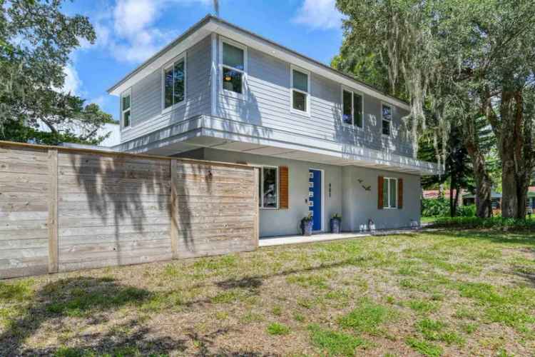 Single-family house For Sale in 401, B Street, Saint Augustine Beach, Florida