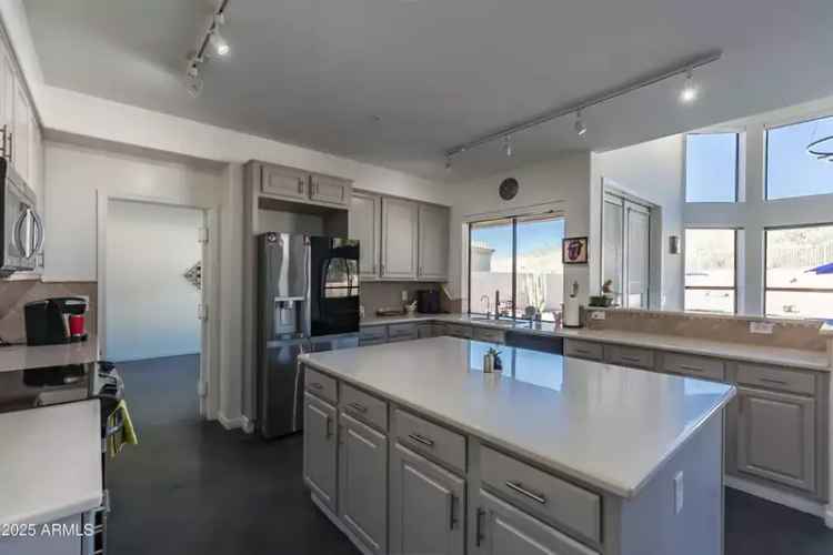 Single-family house For Sale in 12312, East Poinsettia Drive, Scottsdale, Arizona