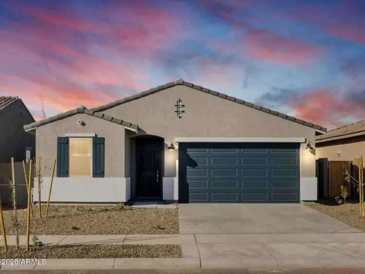 Single-family house For Sale in Surprise, Arizona