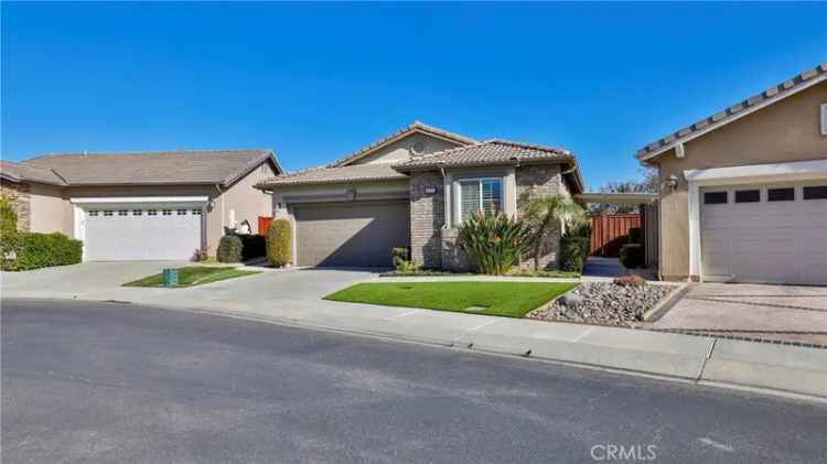 Single-family house For Sale in 212, Gamez Way, Hemet, California