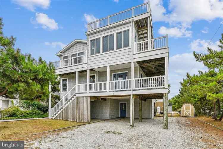 Single-family house For Sale in 10, South 4th Street, South Bethany, Delaware