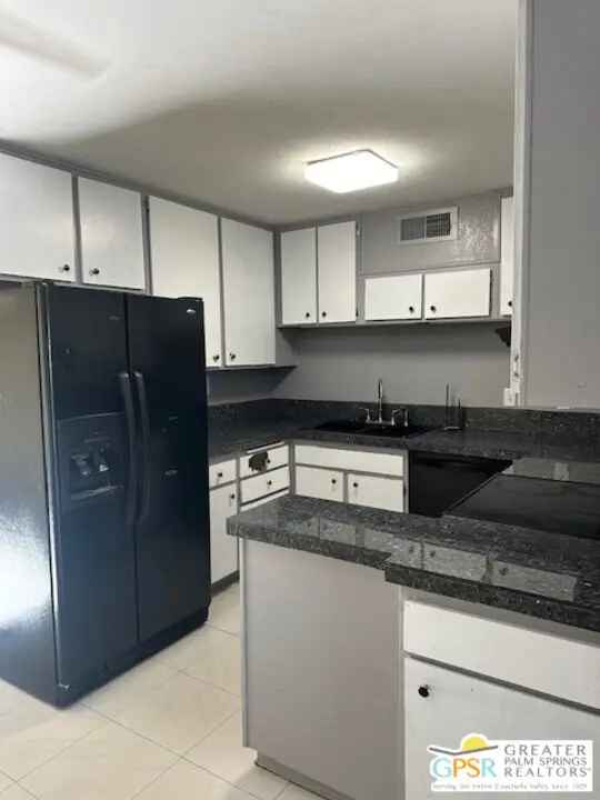 Condo For Sale in Palm Springs, California