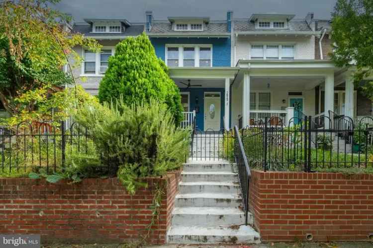 House For Sale in 1523, Isherwood Street Northeast, Washington, District of Columbia