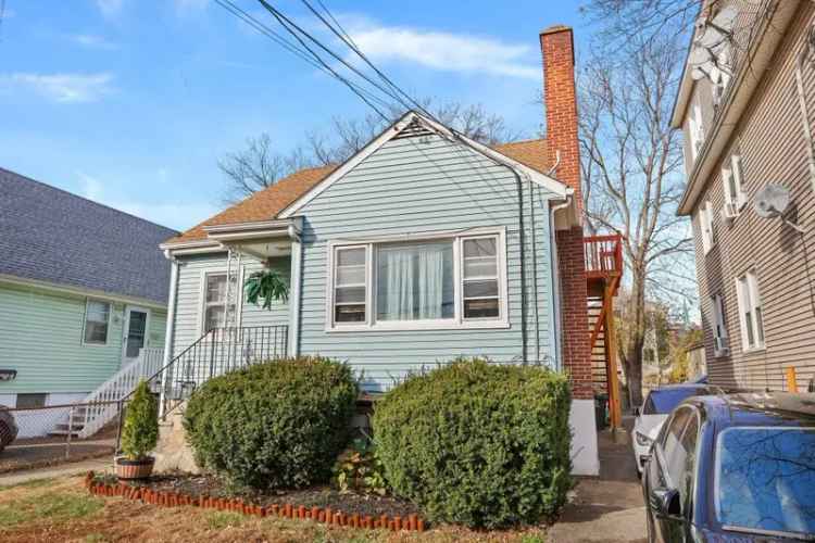 Multi-family house For Sale in 23, Hanover Street, Stamford, Connecticut