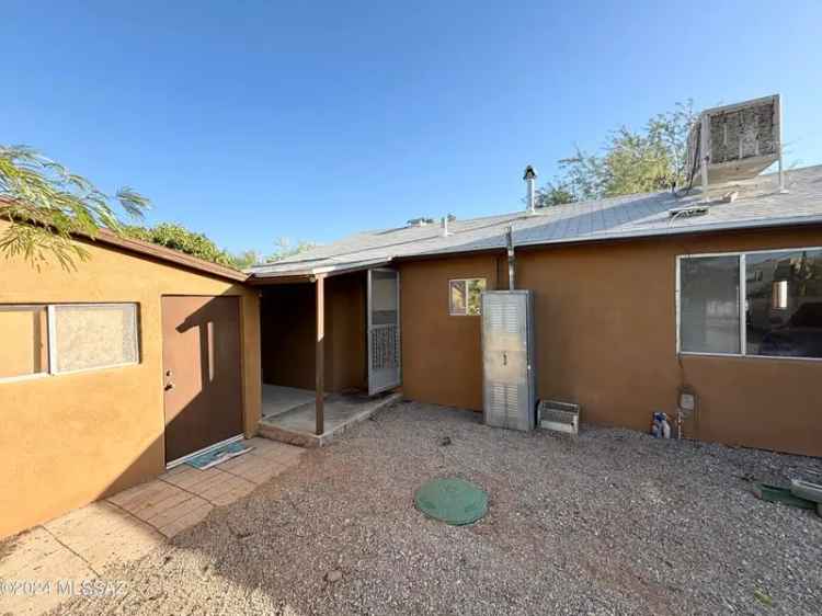 Single-family house For Sale in 836, East Blacklidge Drive, Tucson, Arizona