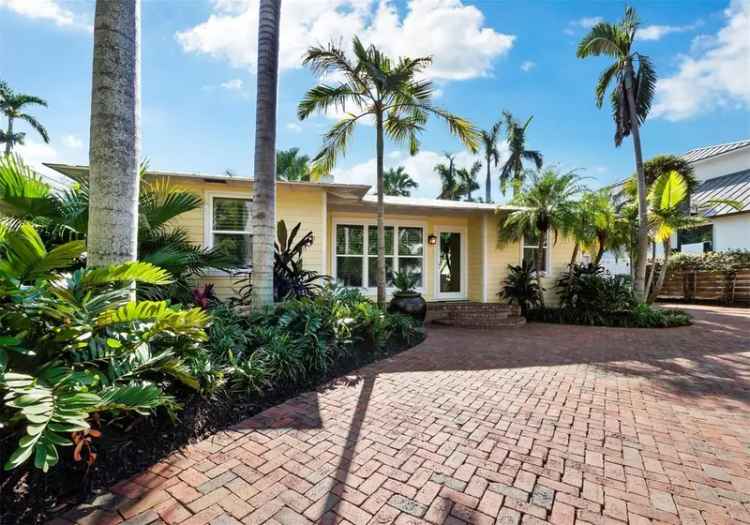 Single-family house For Sale in 1930, Alta Vista Street, Sarasota, Florida