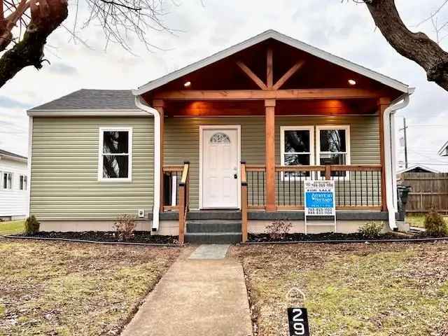 Single-family house For Sale in 2913, Ohio Avenue, Connersville, Indiana