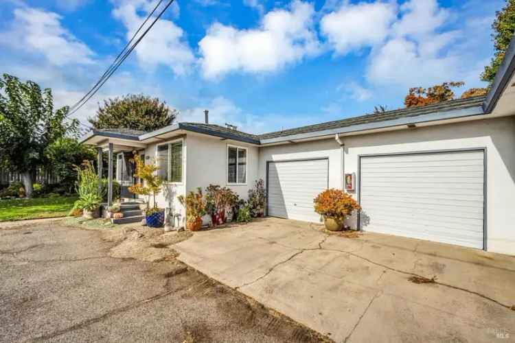 Multi-family house For Sale in Napa, California