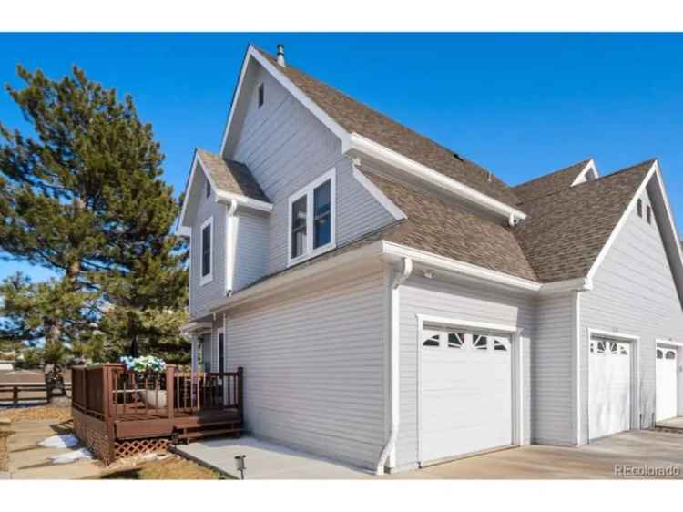 Single-family house For Sale in 8117, West 90th Drive, Westminster, Colorado