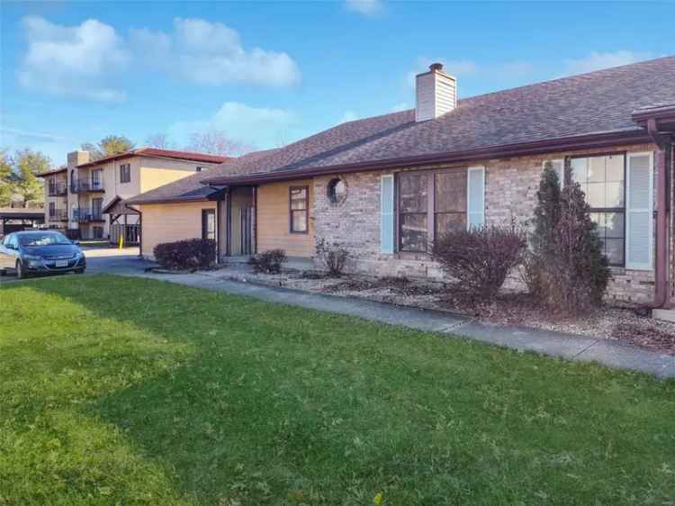 Condo For Sale in 4518, Ammel Street, Belleville, Illinois