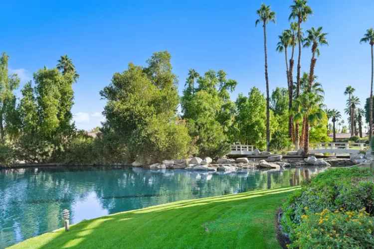 Condo For Sale in 220, Green Mountain Drive, Palm Desert, California