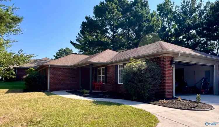 Single-family house For Sale in 226, Shortleaf Lane, Harvest, Alabama