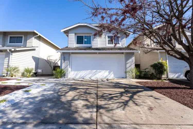 Single-family house For Sale in 5266, Country Forge Lane, San Jose, California