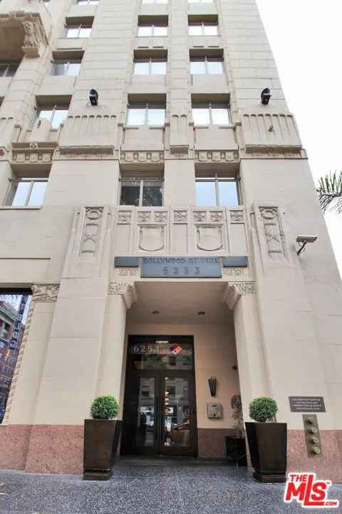 Condo For Sale in 6253, Hollywood Boulevard, Los Angeles, California