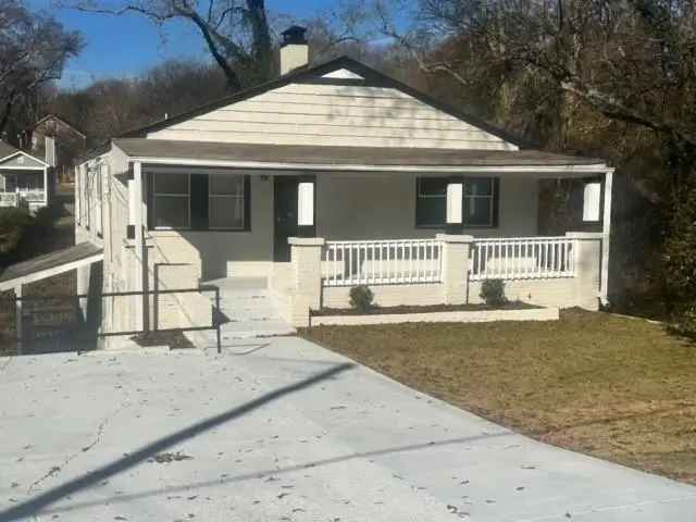 Multi-family house For Sale in 1881, Lakewood Avenue Southeast, Atlanta, Georgia