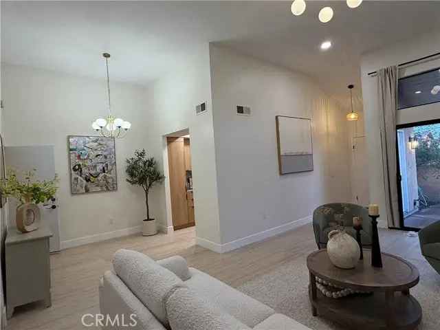 Condo For Sale in 2950, Haddonfield Loop, Fullerton, California