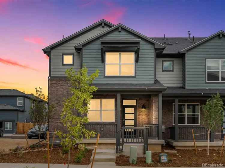 Single-family house For Sale in Aurora, Colorado