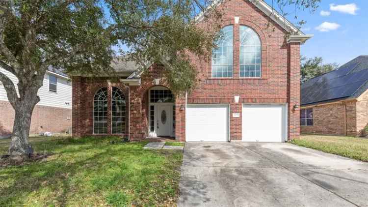 Single-family house For Sale in 10319, Redwood Drive, Baytown, Texas