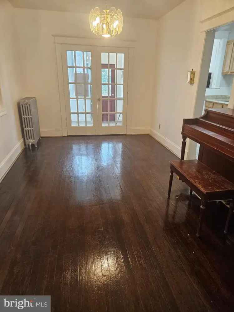 Single-family house For Sale in 5319, 3rd Street Northwest, Washington, District of Columbia