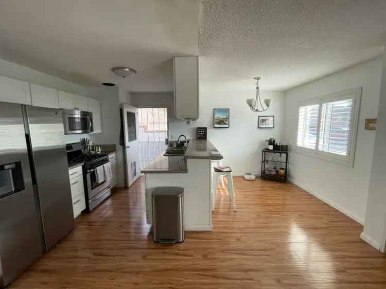 2 Bed 1 Bath Home for Rent - Garage - Private Yard