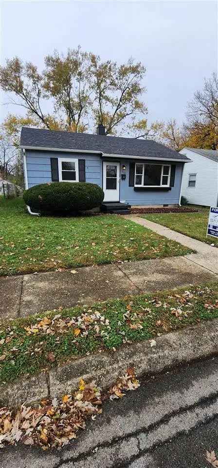 Single-family house For Sale in 820, South 12th Street, Richmond, Indiana