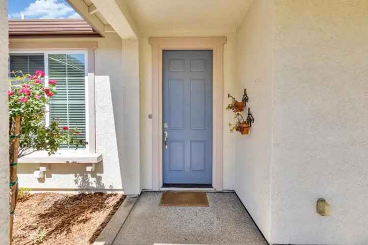 Single-family house For Sale in Elk Grove, California