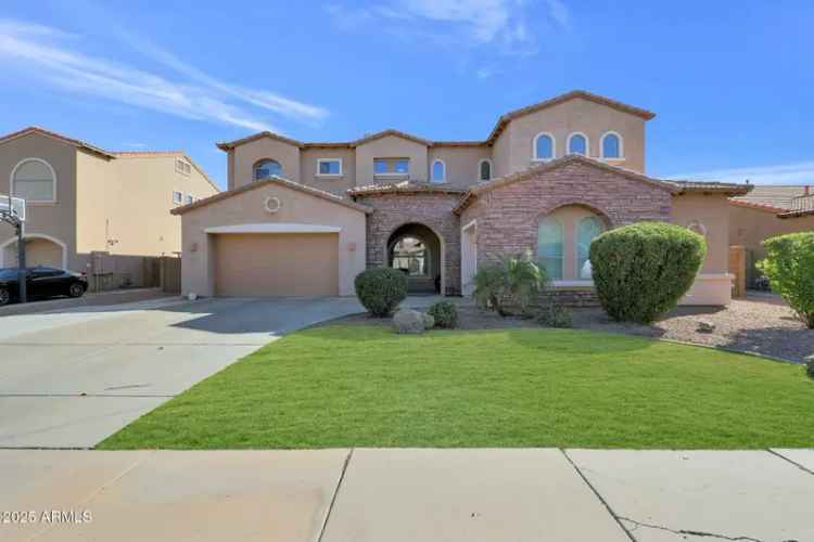 Single-family house For Sale in 3007, South Colonial Street, Gilbert, Arizona