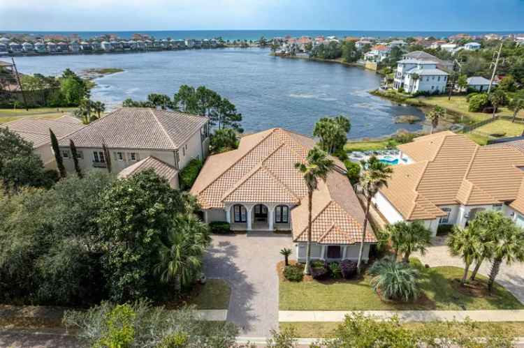 Single-family house For Sale in Destin, Florida