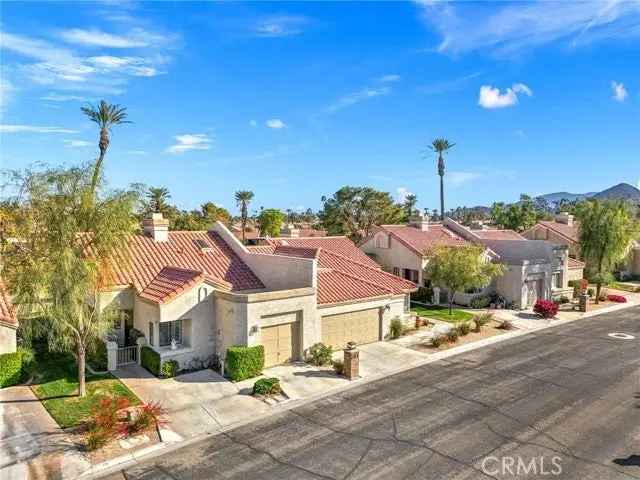 Single-family house For Sale in 41400, Kansas Street, Palm Desert, California