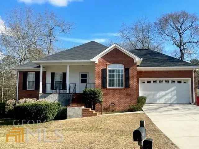 Single-family house For Sale in 501, Double Oak Drive, Macon, Georgia