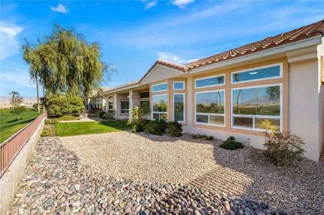 Single-family house For Sale in 38305, Grand Oaks Avenue, Desert Palms, California