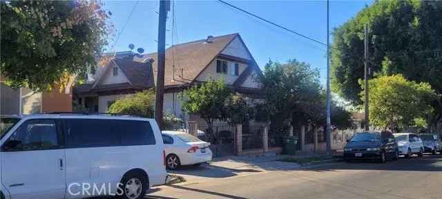 Multi-family house For Sale in Los Angeles, California