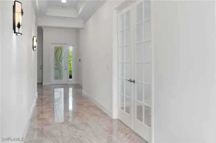 Single-family house For Sale in 28457, Capraia Drive, Bonita Springs, Florida