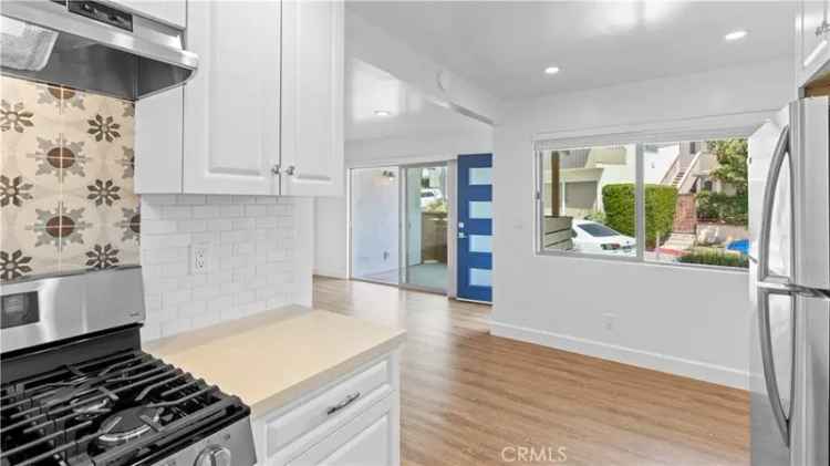 Multi-family house For Sale in 424, Avenida Granada, San Clemente, California