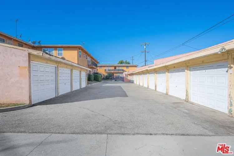 Condo For Sale in Inglewood, California