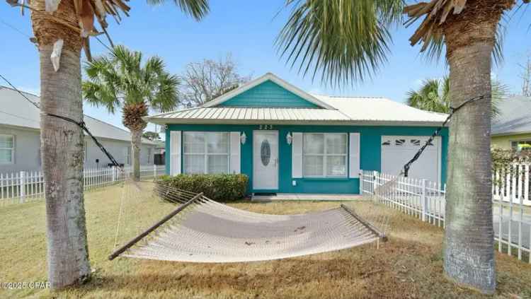 Single-family house For Sale in 223, Coronado Place, Panama City Beach, Florida